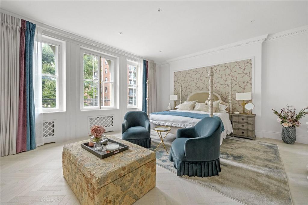 Principal Bedroom