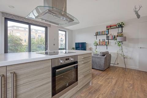 2 bedroom apartment for sale, Aubers Ridge Court, Bow
