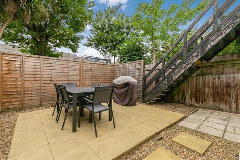 29 Pevensey Road, London, SW17 0HP