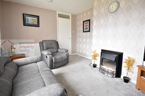 27 Forth Place, Lossiemouth, IV31 6RQ