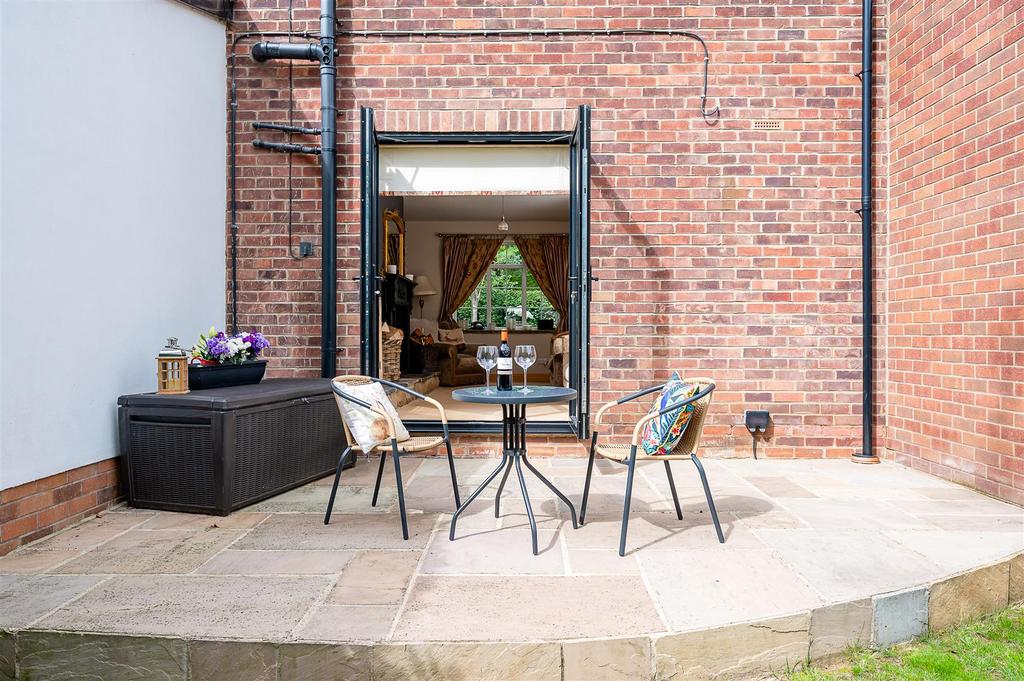 Patio 2