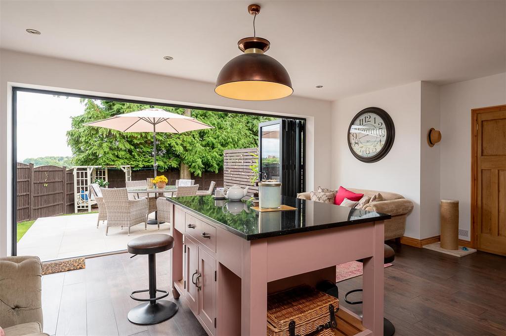 Kitchen / family room
