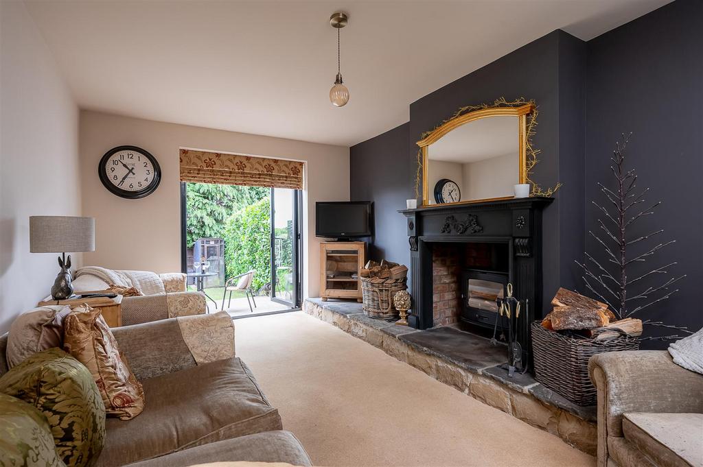 Living room 2