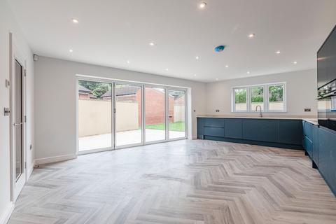 undefined, Otter Close, Ottershaw KT16