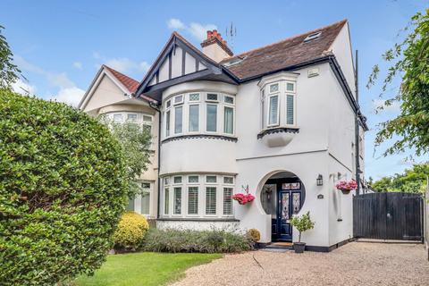 St James Avenue, Thorpe Bay SS1