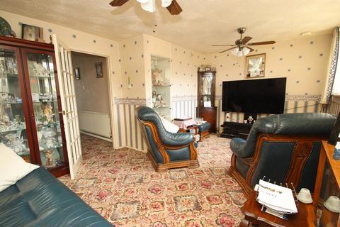 4 bedroom terraced house for sale, Hardres Terrace, Mosyer Drive, BR5
