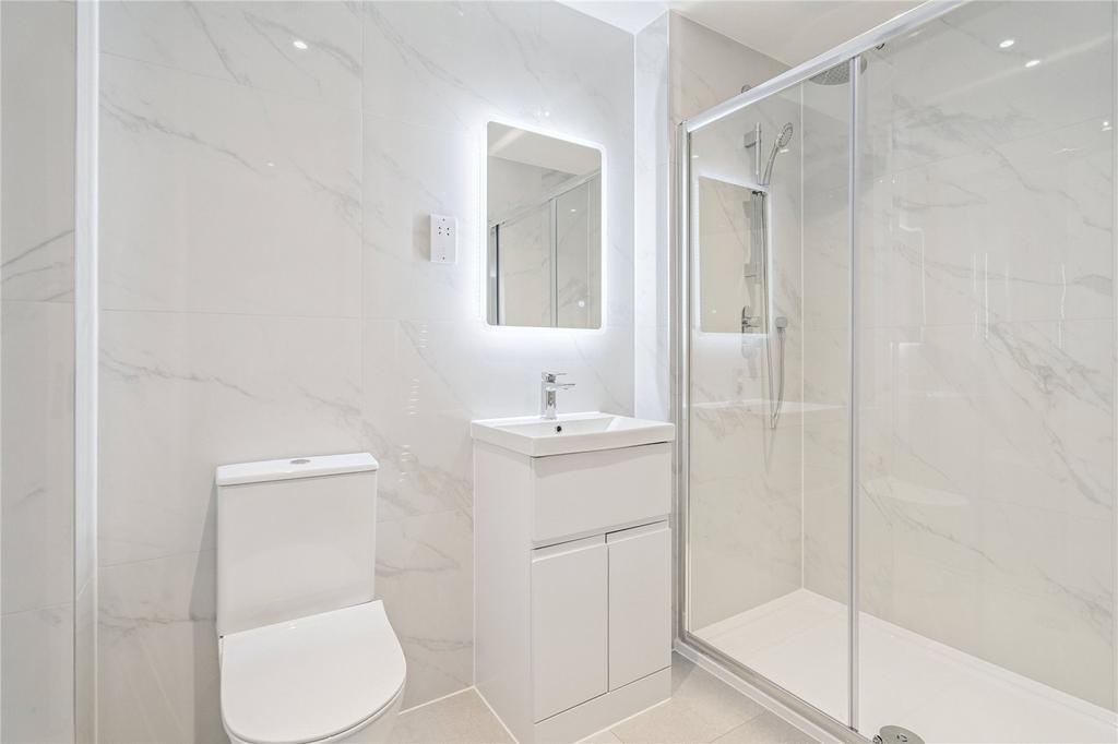 Main Bathroom