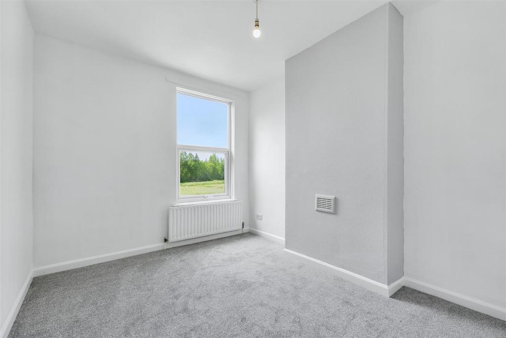 Bedroom 2 1.jpeg