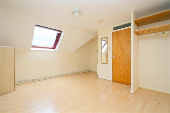 Studio Room