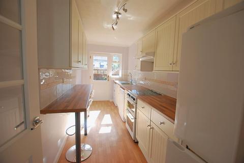 4 bedroom house to rent, Elsworth Place, Cambridge CB2