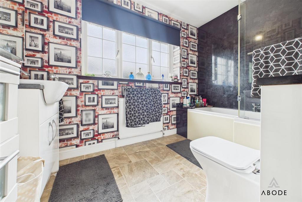 CAM04151 G0-PR0222-STILL006.jpg