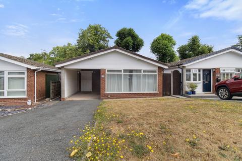 13 Arundel Drive, Worcester, WR5 2HU