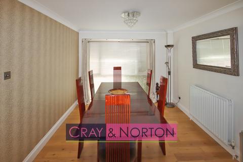 28 Tanglewood Close, Croydon, CR0 5HX