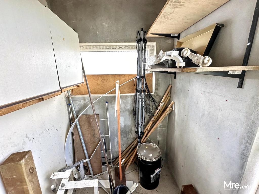 Utility room, utility