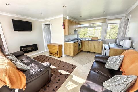 3 bedroom chalet for sale, Kidwelly SA17