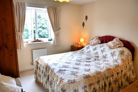 undefined, Amberley Close, Calne