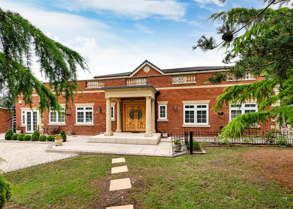 The Cottage-external3.jpg