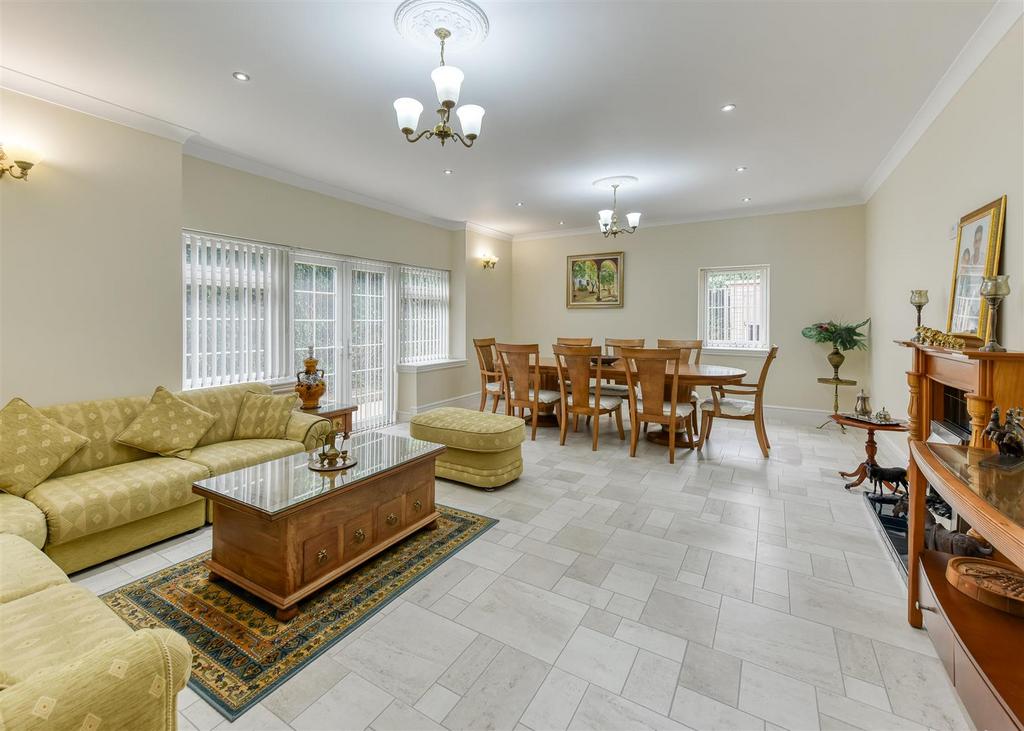The Cottage-lounge1.jpg