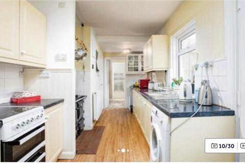 Gwynfryn Lampeter Road, Tregaron, SY25 6HG