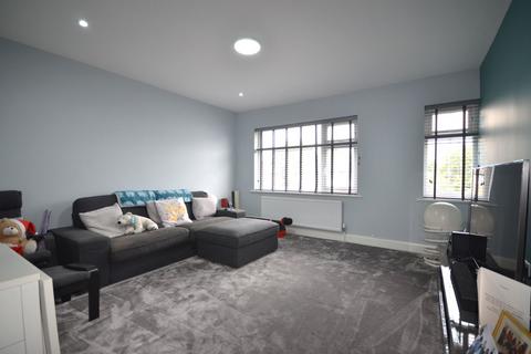2 bedroom maisonette for sale, Kenton Lane,Harrow,HA3 8RN