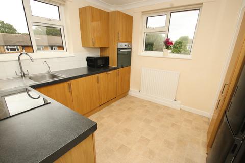 2 bedroom maisonette for sale, Ladycroft Way, Farnborough Village, BR6