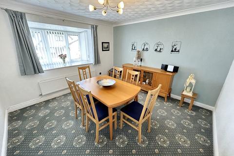 44 Daphne Road, Bryncoch, Neath, SA10 8DU