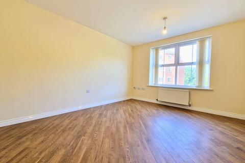 2 bedroom flat for sale, Wharf Lane, Solihull, West Midlands, B91