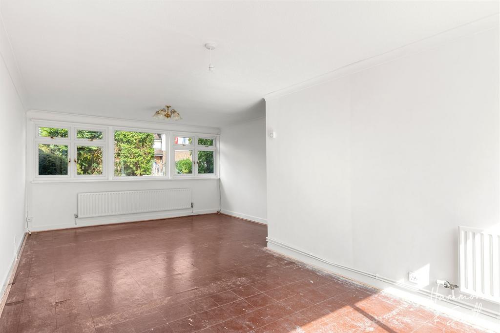 Lounge / Dining Room