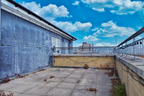 3 bedroom apartment to rent, Malt House Place, Romford, RM1
