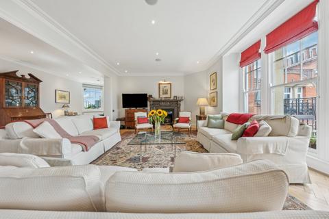 5 bedroom flat for sale, Oakwood Court, London