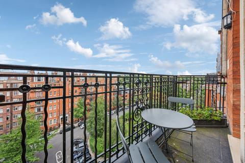 5 bedroom flat for sale, Oakwood Court, London