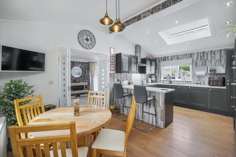 2 bedroom park home for sale, Newquay, Cornwall, TR8