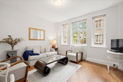1 bedroom flat to rent, Kenton Court, Kensington High Street, London