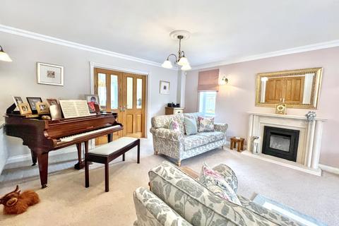 undefined, OUTSTANDING Family Home 8 Walnut Grove, Crick, Caldicot, Monmouthshire, NP26 5UX