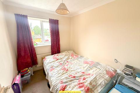 2 bedroom terraced house to rent, Marsom Grove Luton LU3 4BH