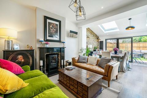 undefined, Ridgeway Road, Isleworth TW7