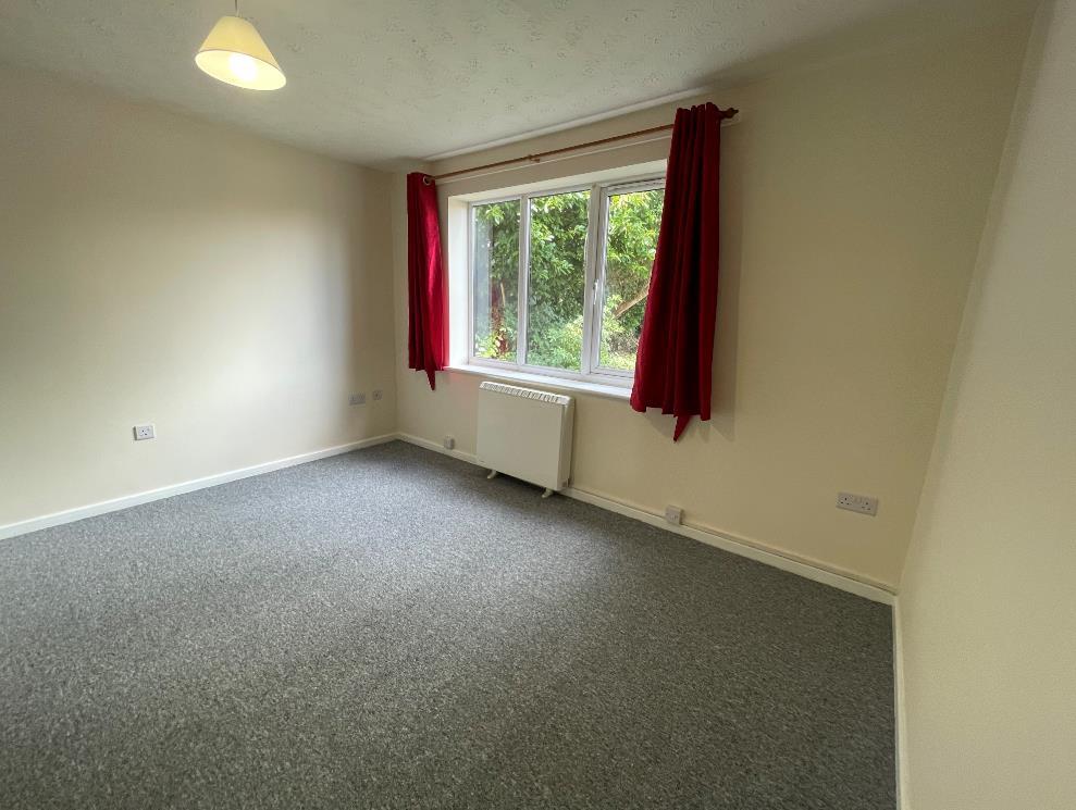 Room 2.PNG