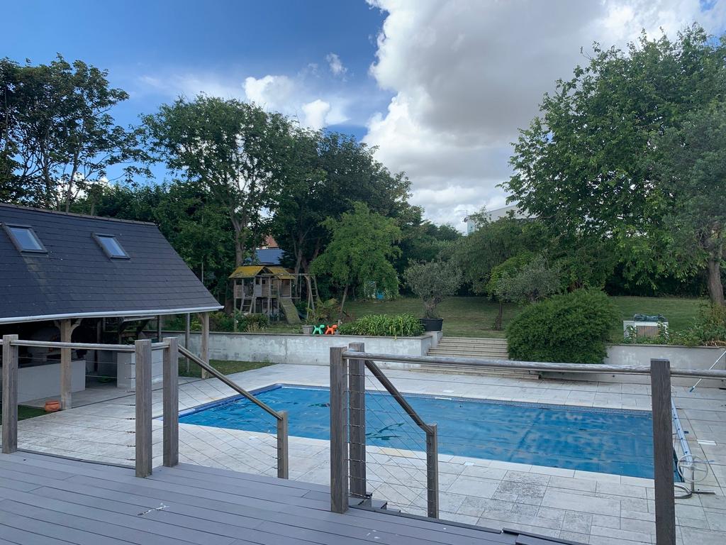 Swimming Pool with Pool House