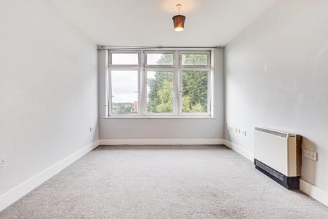 2 bedroom flat for sale, Centurion Court, Camp Road, St Albans, AL1