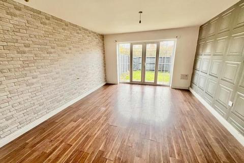 undefined, Frost Close, Desborough