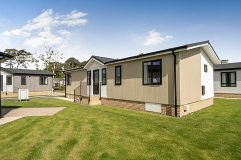 2 bedroom park home for sale, Poole, Dorset, BH16