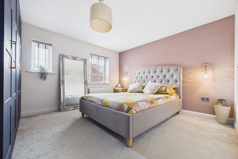 4 bedroom detached house for sale, Broadstone Drive, Hampton Water, PE7