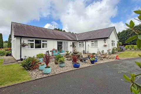 undefined, Garndolbenmaen, Gwynedd, LL51
