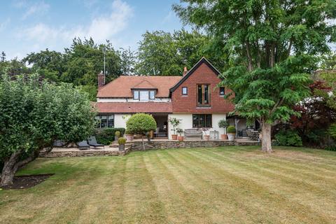 Freshfields Chalk Lane, East Horsley, Leatherhead, KT24 6TH
