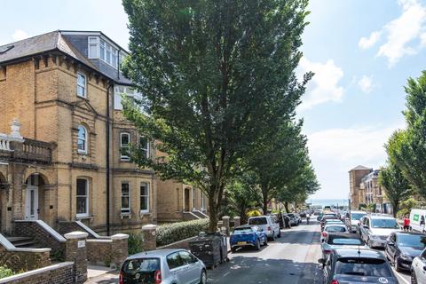 2 bedroom flat to rent, Second Avenue, Hove