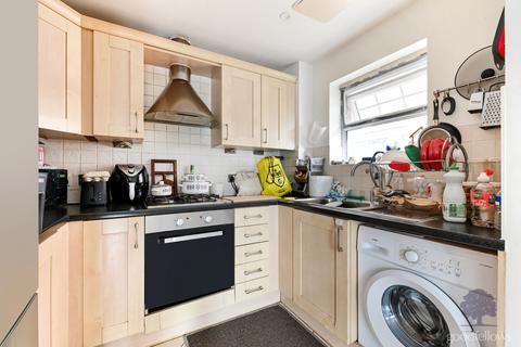 undefined, Yenston Close, Morden SM4