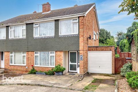 3 bedroom semi-detached house for sale, Shrubland Court, Clacton-On-Sea