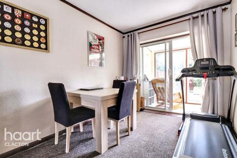 3 bedroom semi-detached house for sale, Shrubland Court, Clacton-On-Sea