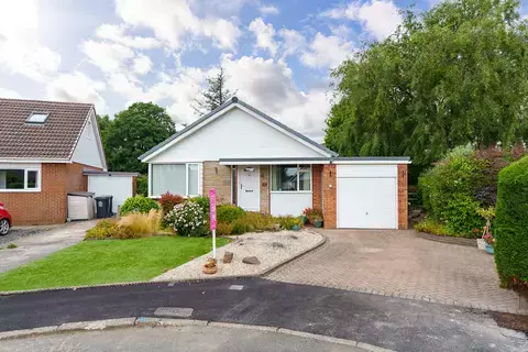 3 bedroom detached bungalow for sale, 16 , Ballacriy Park, Colby