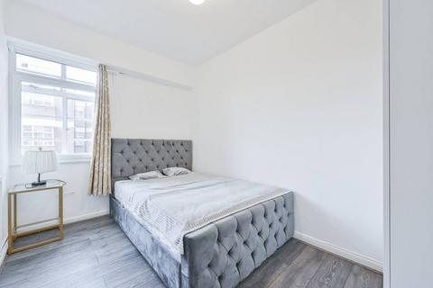 1 bedroom flat for sale, Westbourne Court, Paddington, London, W2